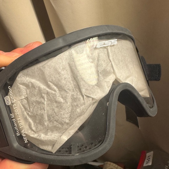 Black safety Goggles - Picture 3 of 4